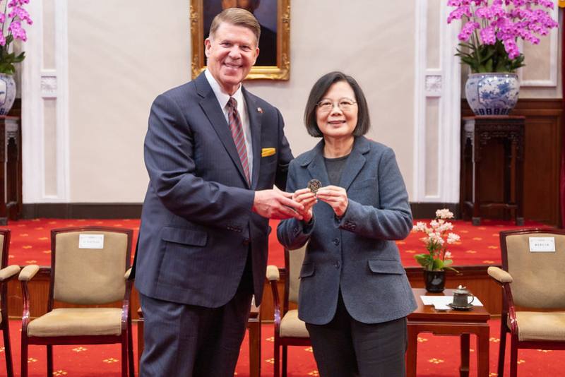 President Tsai Meets Delegation From Us Taiwan Business Council English