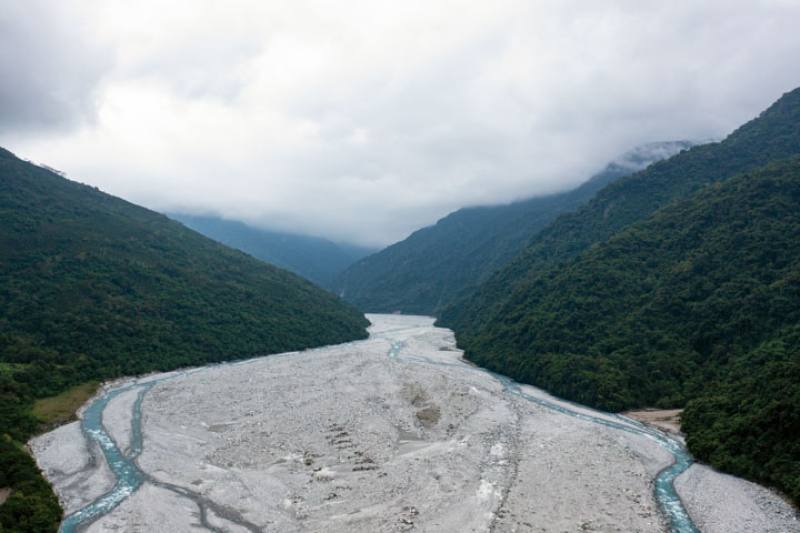 因河道忽然敞開，遷徙到此的太魯閣族人將支亞干溪命名為「打開的樹洞」（Rangah Qhuni）。