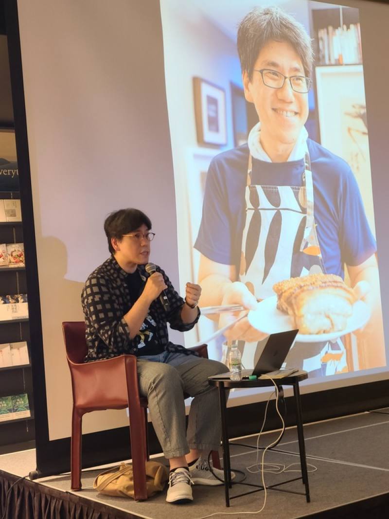 集作家、樂評人、6度獲廣播金鐘獎等多重身分的馬世芳在吉隆坡以「從吃好吃到寫好吃」為題，分享台灣飲食文化。