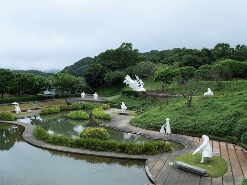 經歷開館25年來首見的嚴重水患衝擊之後，朱銘美術館14日宣布將在明天(15日)重新開館。(朱銘美術館提供)