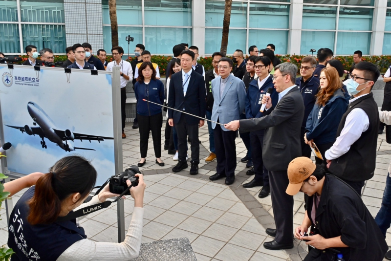 卓揆視察高雄小港機場新航廈工程進度 指示2032年完成第一期建設計畫 加速實現南北雙空港計畫