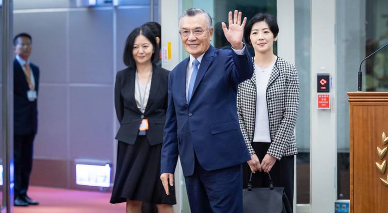 APEC Leader’s Representative Lin Hsin-i departs for Peru.