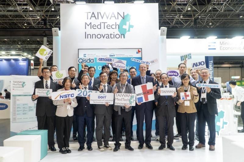 「Taiwan MedTech Innovation Pavilion」（臺灣創新技術專館），整合仁寶、達擎、鴻海、佳世達等11家國內醫材大廠，於MEDICA展會共同亮相，期透過此展加速開拓國際市場，將臺灣優質醫材供應鏈推向全球。