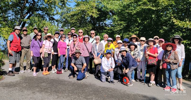 波士頓雲鶴社「千歲健行隊」浩蕩出遊