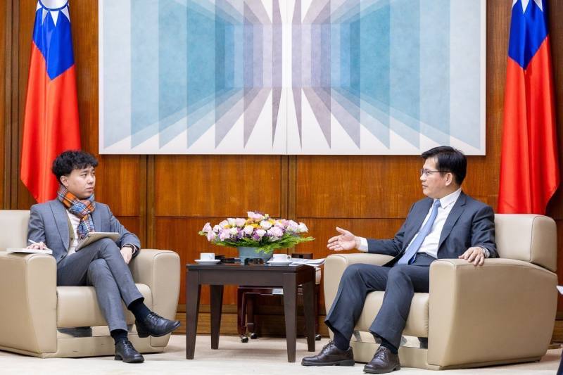 During an interview with Nikkei Asia, Minister Lin says that Taiwan will cooperate closely with the incoming Trump administration on building democratic supply chains.