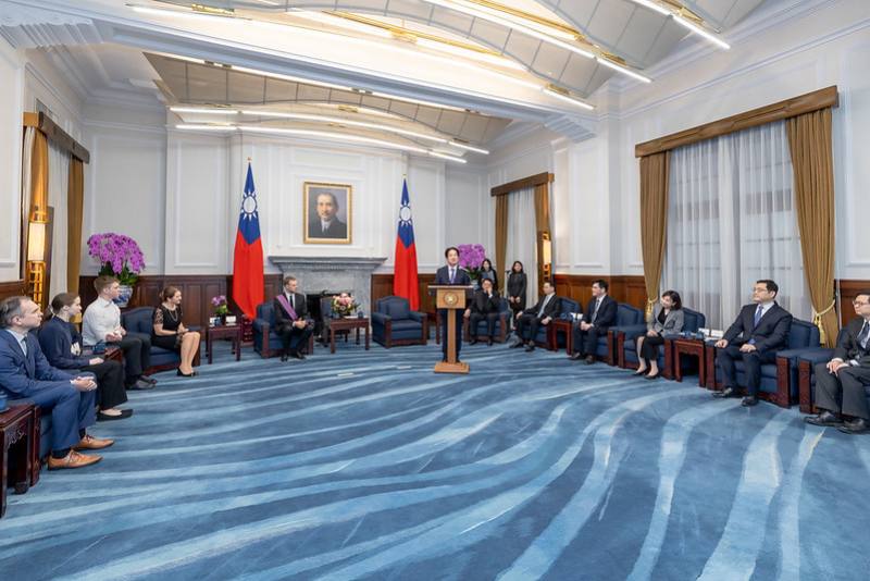 President Lai delivers remarks after conferring a decoration on former Lithuanian Foreign Minister Gabrielius Landsbergis.