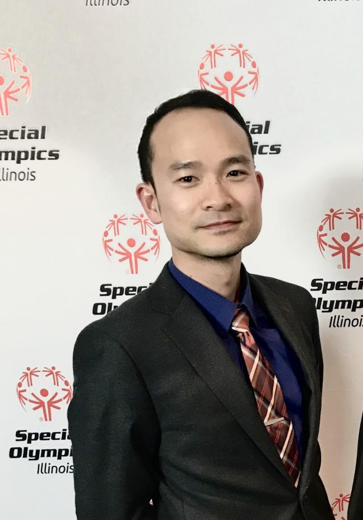 芝加哥地區傑出僑青-僑務促進委員陳信光