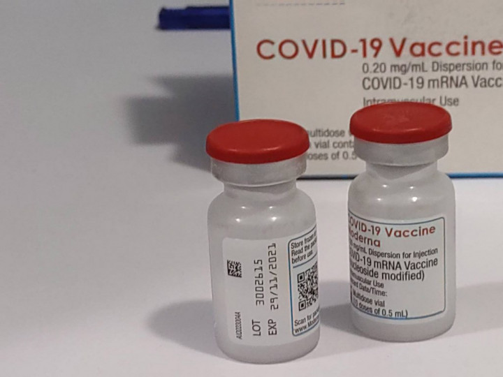 Moderna COVID-19 vaccine. (Picture from FDA)