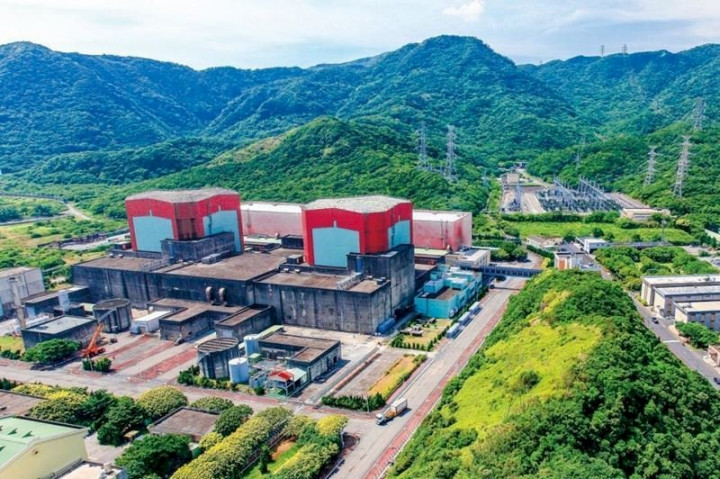Taiwan nuclear power generator about to end 40-year run