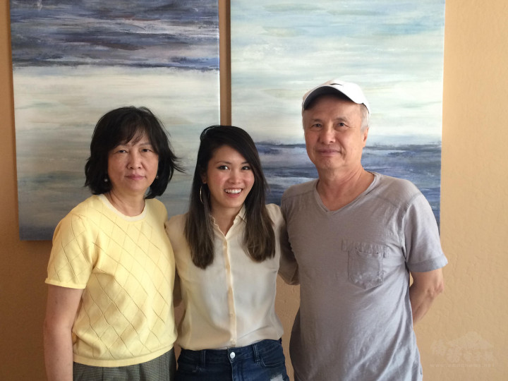 游子韻是亞利桑那州鳳凰城臺灣同鄉會會長吳玟瑞和游鍚潭的千金