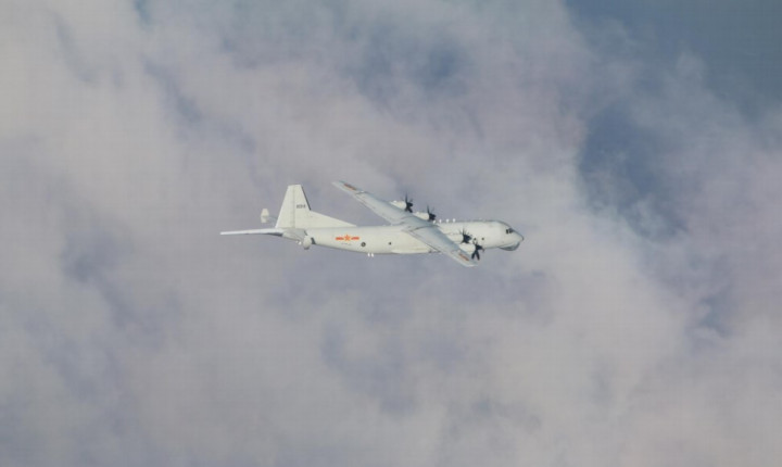 空軍21日發布共機動態，共軍1架運8反潛機下午侵擾台灣西南防空識別區（ADIZ）