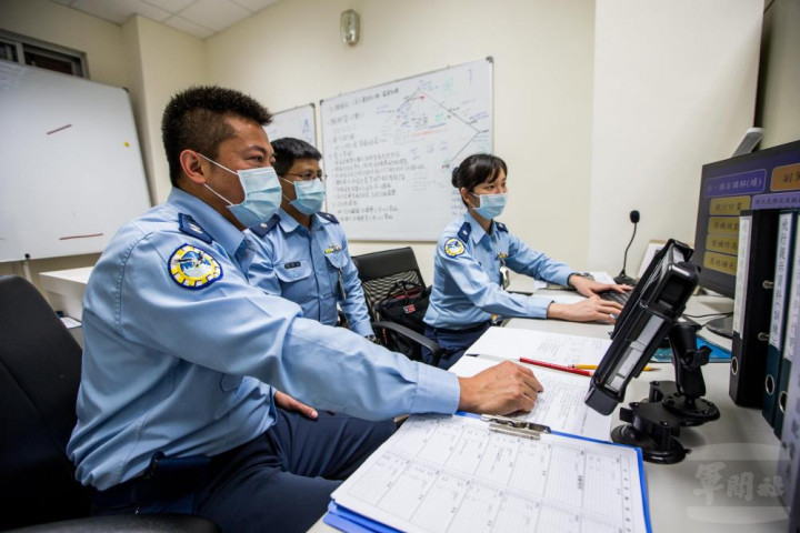 任務前進行組員任務提示。