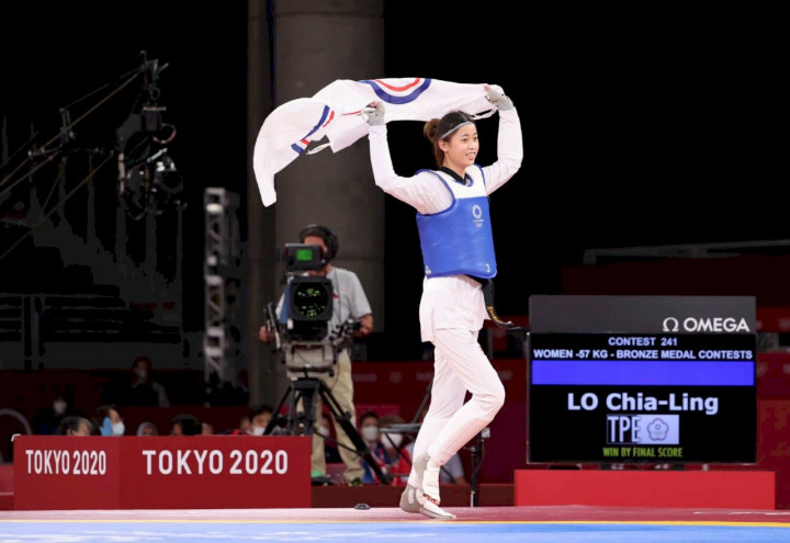 台灣跆拳年輕女將羅嘉翎25日為台灣踢下1面東京奧運銅牌。(體育署提供) 東京奧運女子跆拳道57公斤級銅牌戰，年僅19歲的台灣好手羅嘉翎喜獲銅