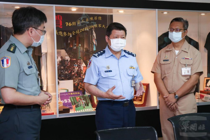 國防大學校長張哲平上將昨(12)日前往中正嶺校區履新視導。（國防大學提供）