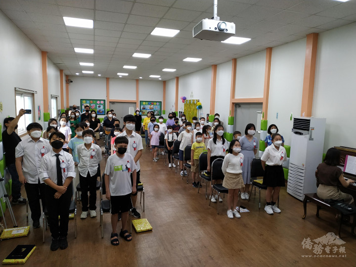 第70屆畢業典禮在驪歌與校歌聲中圓滿結束