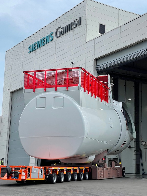 西門子歌美颯台中機艙組裝正式投入生產，為亞洲第1、歐洲以外唯一的離岸風機機艙組裝廠。（西門子歌美颯提供）