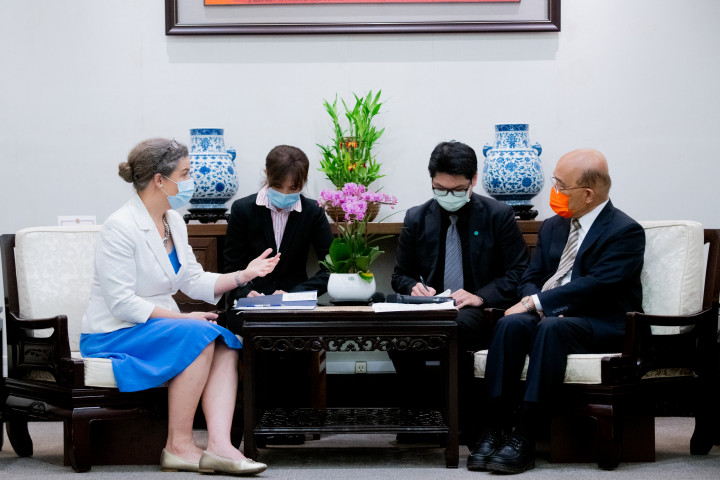 Premier receives new AIT director, hopes to advance Taiwan-US ...
