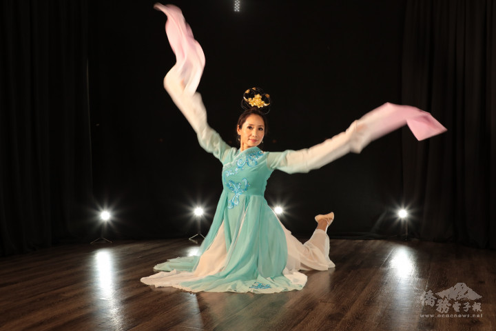 韻舞蹈團代表的《花之聲》舞者Sarah Peng。(Michael X. Redig提供)