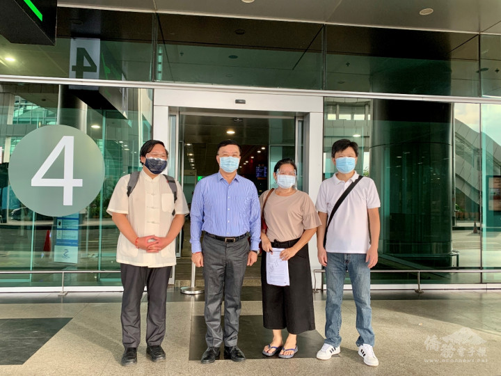 駐緬甸代表處攜手緬甸臺商總會協助79位臺商、僑胞於8月15日上午9時搭乘緬甸國際航空(MAI)包機自仰光啟程返國。