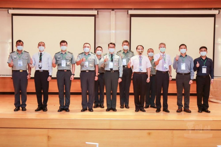 國防大學陸軍指揮參謀學院日前舉辦110年「戰略研究中心」專題研究論壇。（國防大學提供）