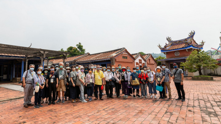 西元1921年創立的台灣文化協會是日治時期重要文化啟蒙運動團體，成立大會中並推舉林獻堂為總理；適逢台灣文化協會百年，台中市新文化協會18日特別舉辦「走讀林獻堂榮光」活動，帶領大家深度了解林獻堂。（台中市新文化協會提供