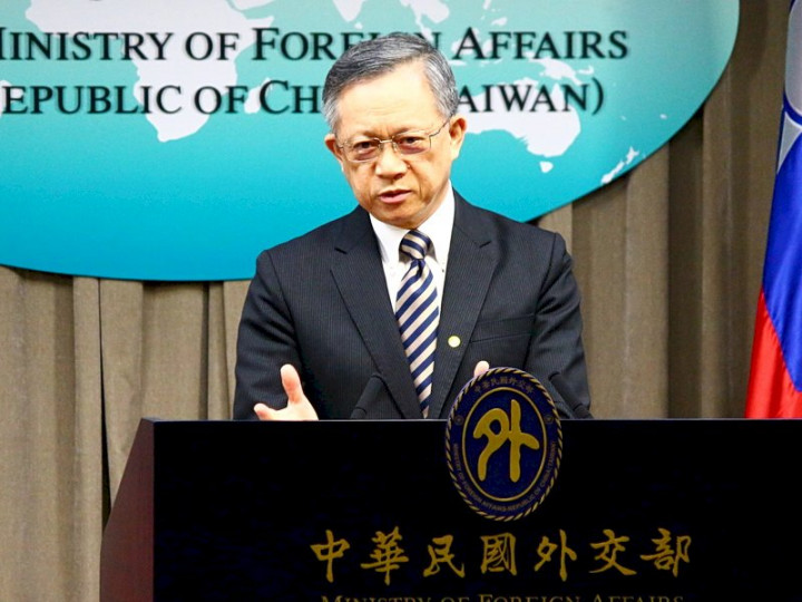 外交部亞太司司長曾瑞利30日表示，台帛旅遊泡泡重啟至今，我國旅客進出國門的PCR檢驗都是陰性，安全無虞
