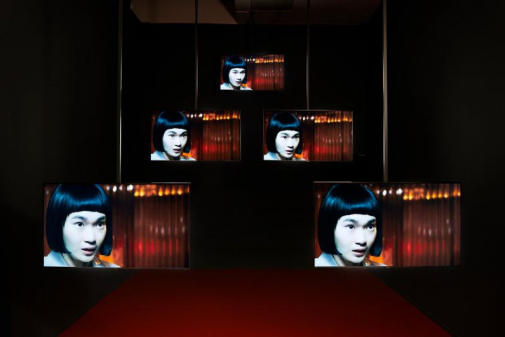 蘇匯宇作品「女性的復仇」五頻道錄像裝置