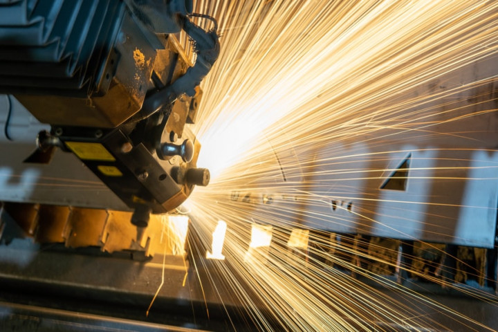Output of manufacturing sector forecast to rise by over 21% this year