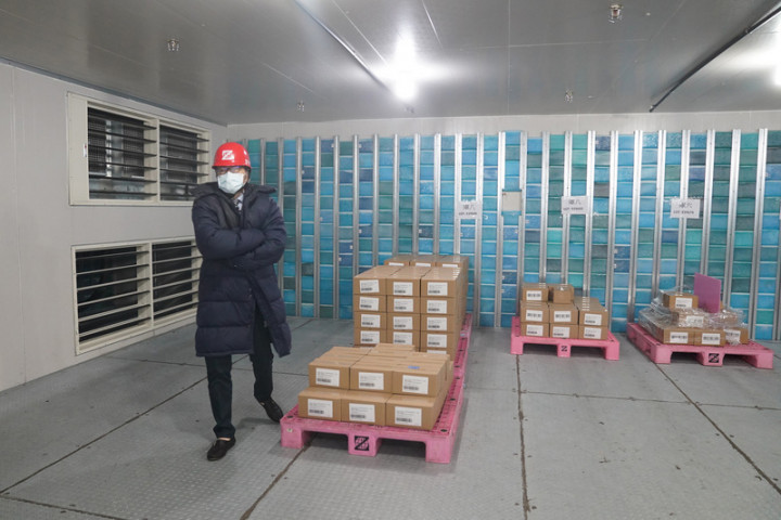 不同的COVID-19疫苗保存溫度各異。圖為攝氏零下20度冰存莫德納疫苗的冷凍庫。