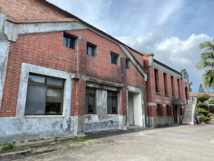 成立於1918年的士林紙廠是台灣最早設立的機械造紙廠，日前獲登錄為台北市歷史建築。（台北市文化局提供）