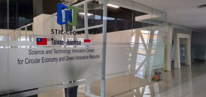 台科大在印尼成立海外科研中心，與印尼的泗水理工大學、韋地雅曼達拉天主教大學合作，推動循環經濟與綠色創新資源的研發。圖為位於泗水理工大學的科研中心。（泗水理工大學提供）