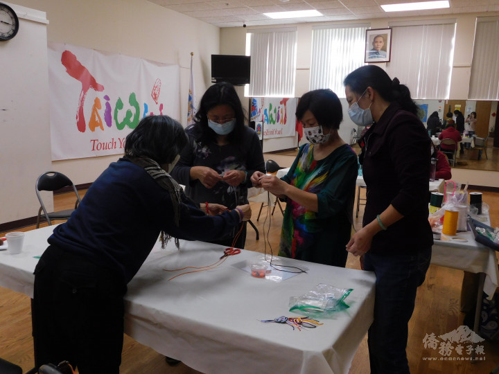 王月娥老師示範雙錢結