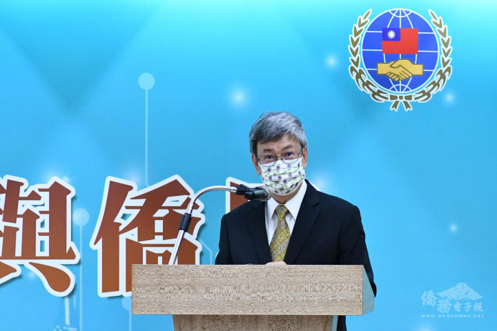 前副總統陳建仁以「臺灣防疫成功模式與經濟振興對策」進行專題演講