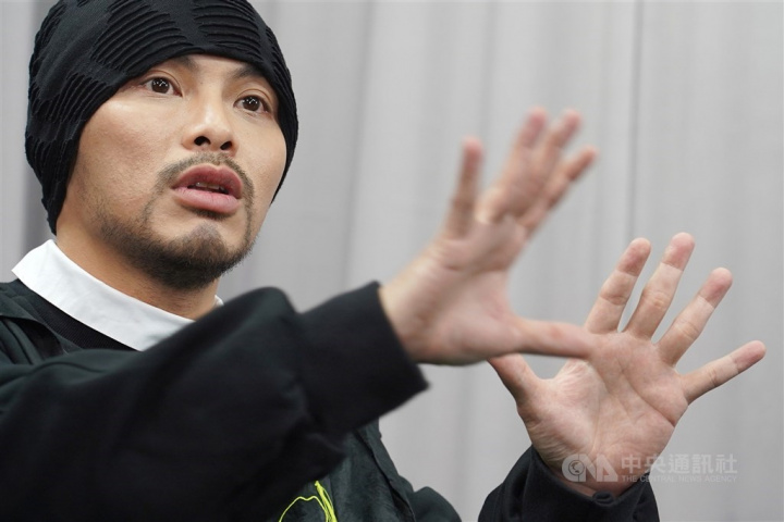Malaysian musician Namewee speaks with CNA and Taiwan+ in a joint interview. CNA photo Nov. 15, 2021