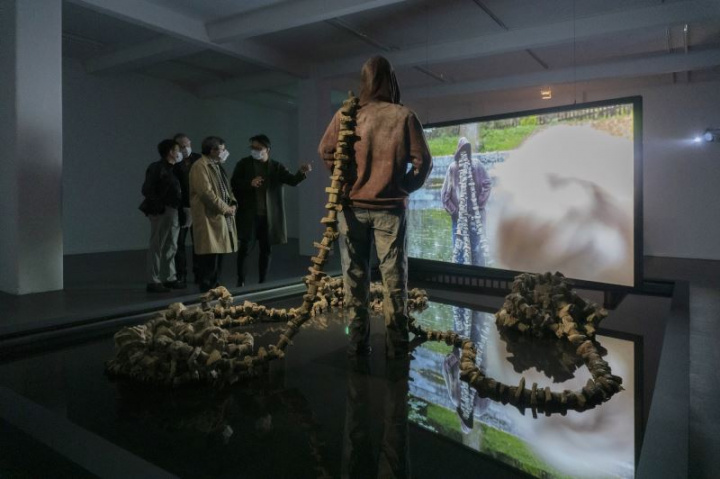 藝術家丁昶文導覽展覽《自身的重複》（Repeat itself）