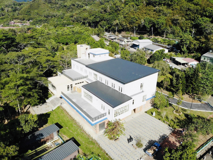 桃園市大溪區「阿姆坪水上運動訓練基地」竣工，預計2022年啟用，將提供舟艇運動及競技選手訓練及比賽場域，並結合阿姆坪生態園區，讓遊客享有休閒空間。 （桃園市工務局提供）