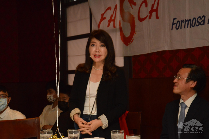 僑務委員盧曼菁表示，FASCA在臺僑社區有相當大的影響力，應繼續加以栽培