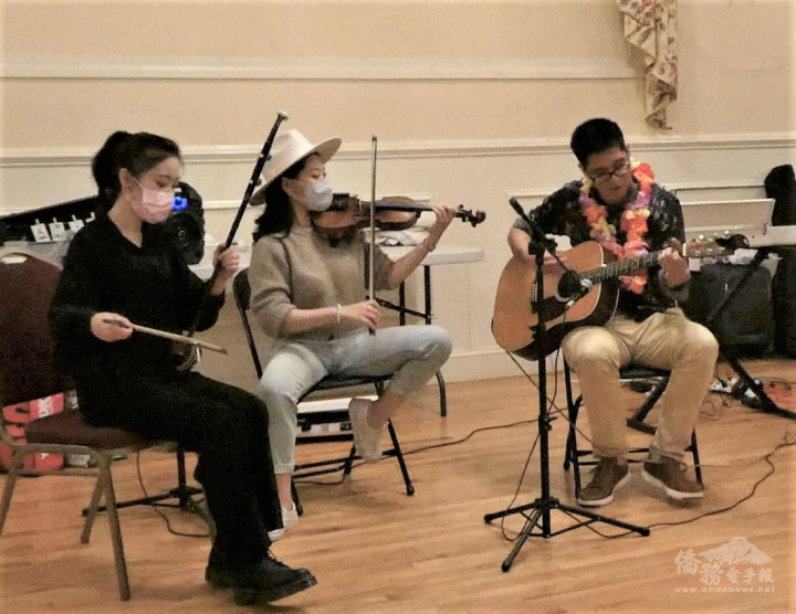 柏克萊音樂學院同學蔡昀寰，陳唯一，顧宗浩的二胡，小提琴和吉他三重奏