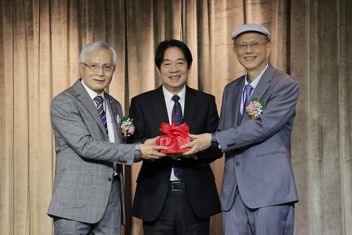 賴清德副總統28日晚間出席「台灣88工商協進會第四屆第1次會員大會」