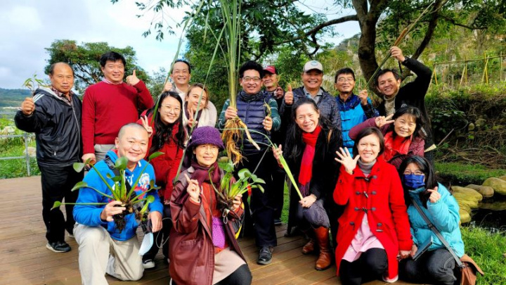  「巢。兼。代」孵化器創生先導計畫邀請相關學者專家與業師提供創意點子