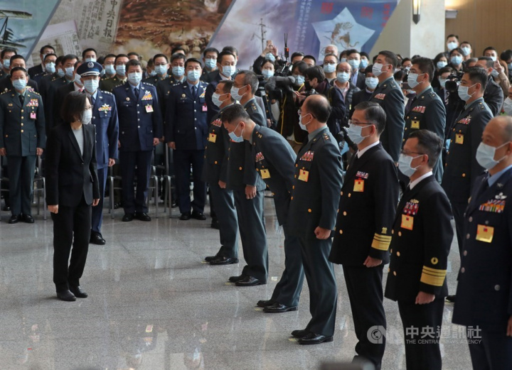 President Tsai Ing-wen greets the military personnel promoted at Tuesday's ceremony