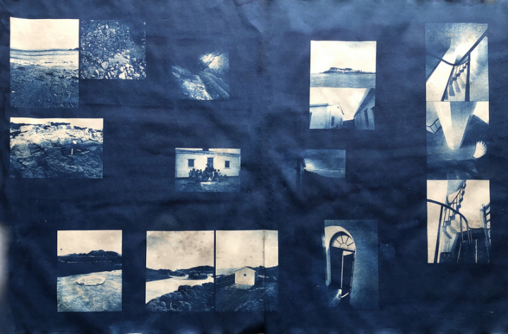 台北當代藝術館特展「如果島嶼會作夢」源自馬祖北竿傳統習俗「祈夢」，特別借用「祈夢」儀式中「代夢人」概念，邀請藝術家扮演「代夢人」來代替馬祖作夢，其中參展藝術家王煜松以藍曬圖為媒材，打造作品「在燈塔的日子」。（台北當代藝術館提供）