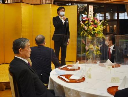 日本台灣親善協會會長/眾議員衛藤征士郎致詞