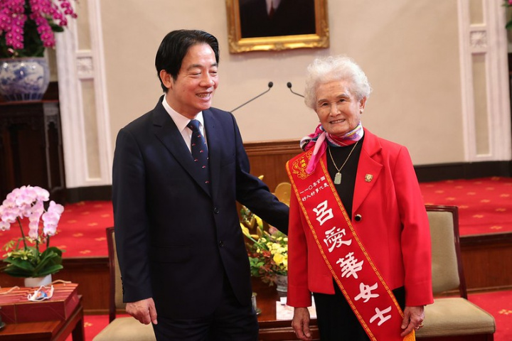 賴清德副總統8日上午接見「110年全國好人好事代表暨中華民國表揚好人好事運動協會幹部」