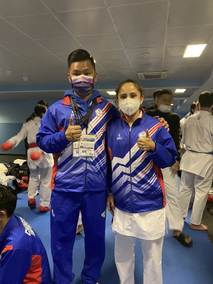 Gu Shiau-shuang (right). Photo courtesy of Gu's coach Deng Shih-yu