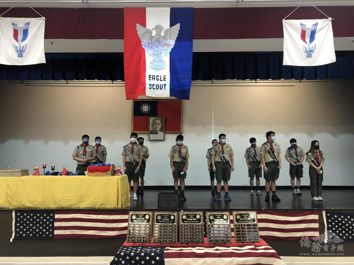 鷹級童軍授階典禮。