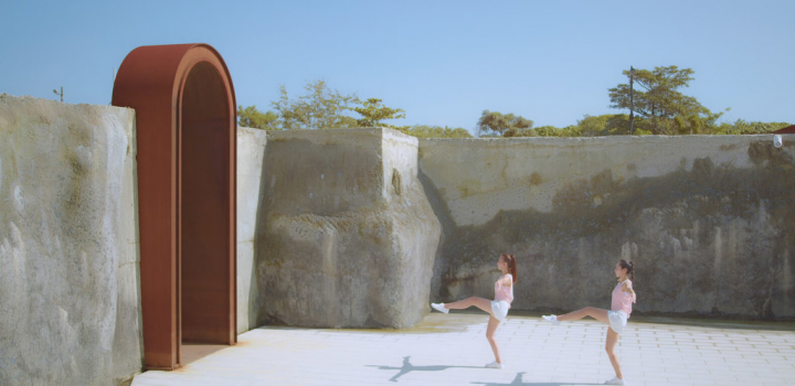 屏東縣政府最近推出宣傳影片Where Plus，用動感音樂當背景，在舞者的串連下，把屏東最美的8景活潑呈現。（屏東縣政府提供）