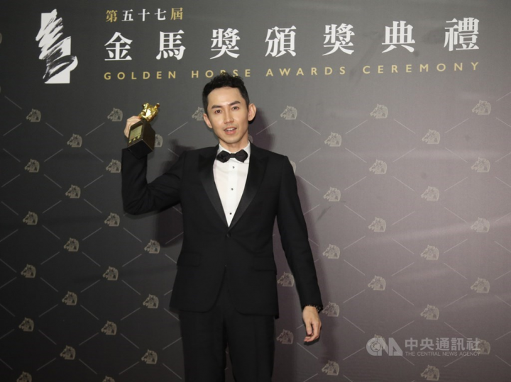 Director Joe Hsieh wins the best animated short film at the Golden Horse Awards in 2020. CNA  photo