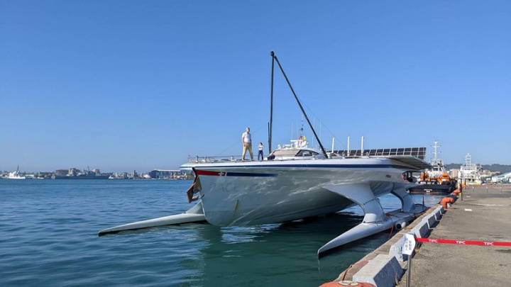 「藍色經濟」創始人剛特．鮑利及其零排放、且搭載多種創新環保技術的實驗船MS Porrima受邀停泊高雄港9號碼頭。