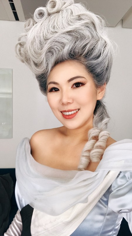 台灣女高音耿立在丹麥哥本哈根歌劇院演出假面舞會女主角，是台灣榮登該劇院並擔綱主角的第一位專業歌唱家。（駐義代表處提供）